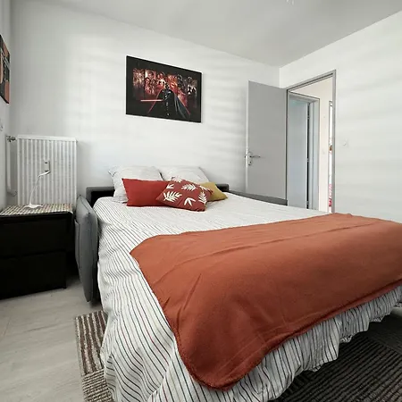 Chez Vélia Grand 4 Pièces, Parking Privé Et Emplacement Idéal Estrasburgo