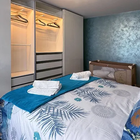 Chez Velia Grand 4 Pieces, Parking Prive Et Emplacement Ideal *