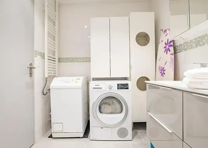 Chez Velia Grand 4 Pieces, Parking Prive Et Emplacement Ideal * Strasbourg