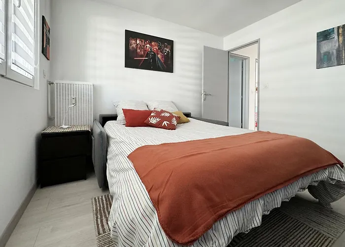 Chez Velia Grand 4 Pieces, Parking Prive Et Emplacement Ideal Strasbourg