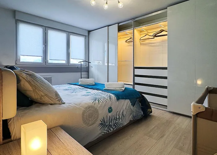Chez Velia Grand 4 Pieces, Parking Prive Et Emplacement Ideal * Strasbourg